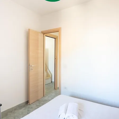 Apartamento Trilocale - Via Pisa San Teodoro (Sardinia)